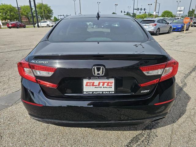 Photo of 2018 Crystal Black Pearl Honda Accord