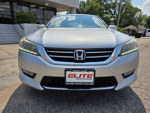 Photo of 2014 Alabaster Silver Metallic Honda Accord
