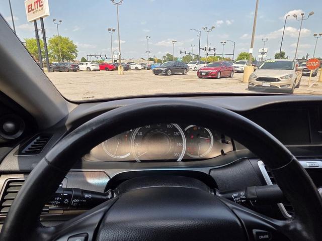 Photo of 2014 Alabaster Silver Metallic Honda Accord