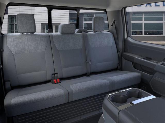 Photo of 2025 Oxford White Ford F-350