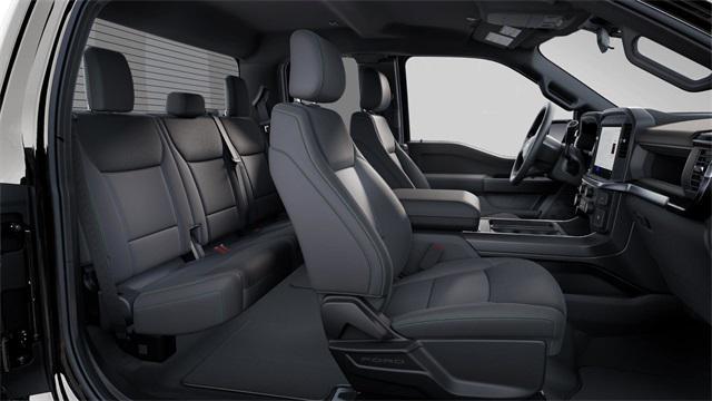 Photo of 2025 Oxford White Ford F-150