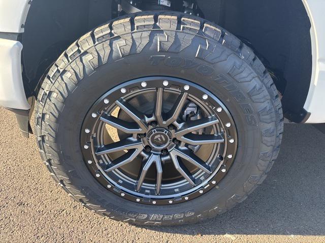 Photo of 2025 White Metallic Ford F-150