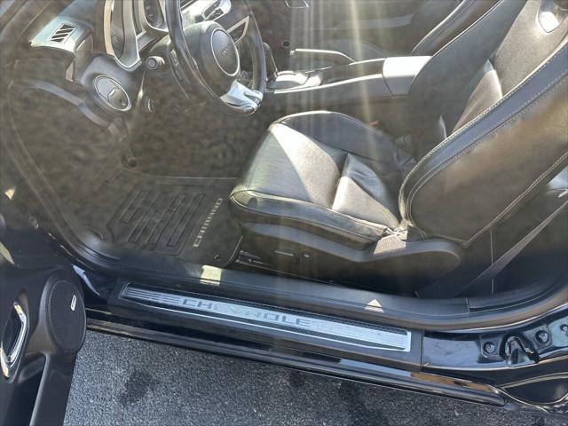 Photo of 2011 Black Chevrolet Camaro