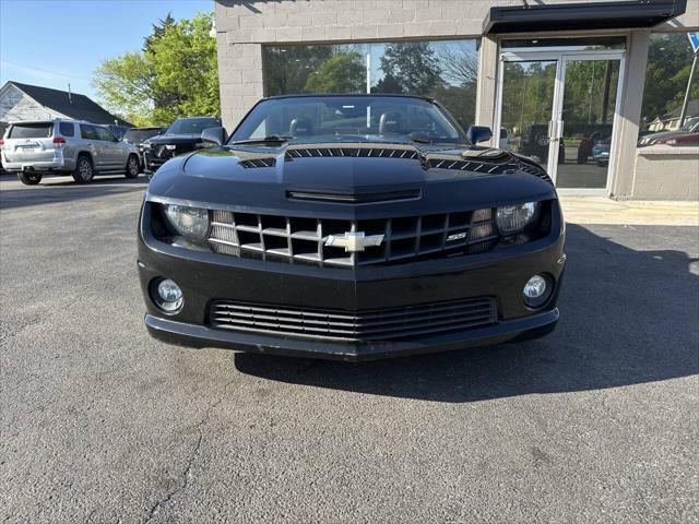 Photo of 2011 Black Chevrolet Camaro