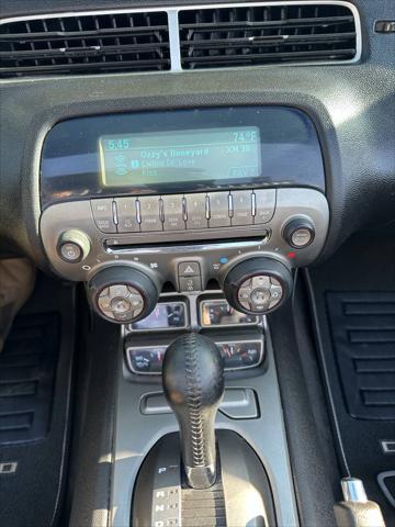 Photo of 2011 Black Chevrolet Camaro