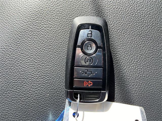 Photo of 2025 AGATE BLACK METALLIC Ford F-150