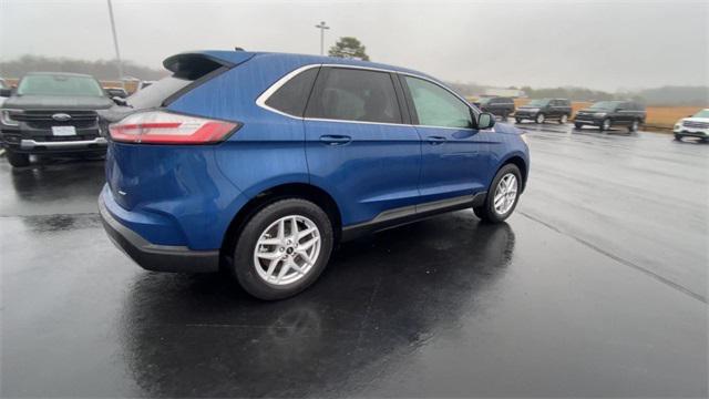 Photo of 2024 ATLAS BLUE Ford Edge