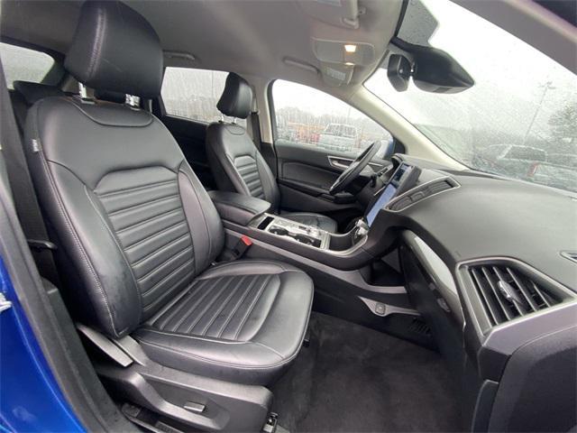 Photo of 2024 ATLAS BLUE Ford Edge