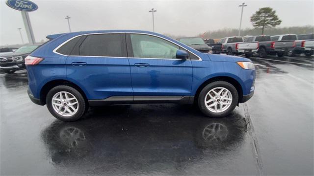 Photo of 2024 ATLAS BLUE Ford Edge