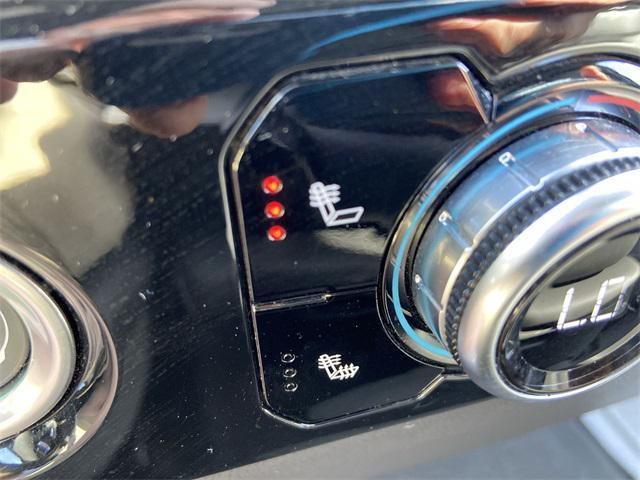 Photo of 2024 Summit White GMC Sierra 1500