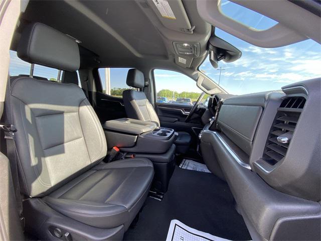 Photo of 2024 Summit White GMC Sierra 1500
