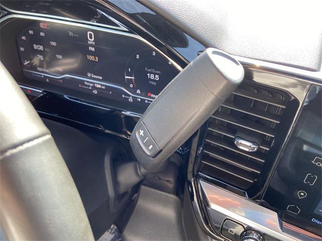 Photo of 2024 Summit White GMC Sierra 1500
