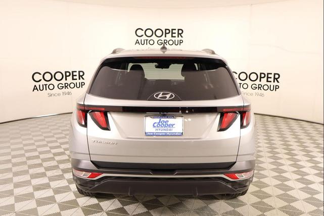 Photo of 2024 Shimmering Silver Hyundai TUCSON