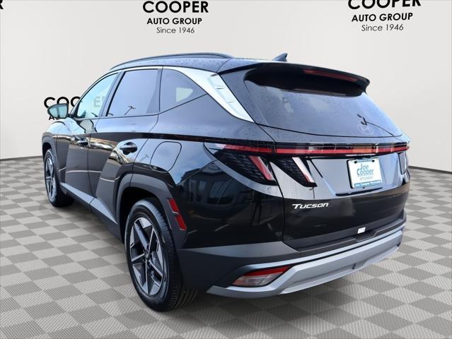 Photo of 2025 Phantom Black Hyundai TUCSON