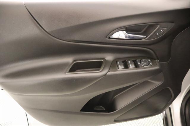 Photo of 2020 Silver Ice Metallic Chevrolet Equinox