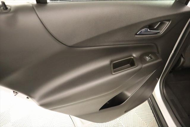 Photo of 2020 Silver Ice Metallic Chevrolet Equinox