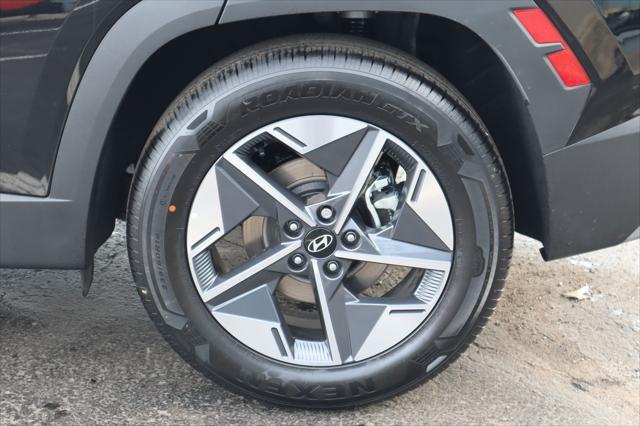 Photo of 2025 Phantom Black Hyundai TUCSON