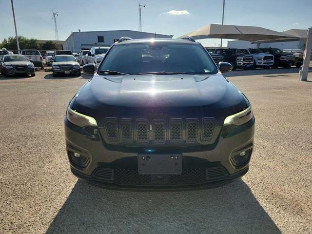 Photo of 2023 Diamond Black Jeep Cherokee