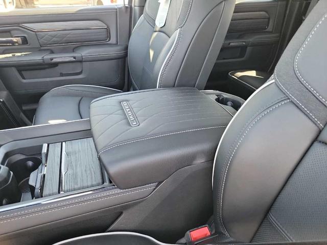 Photo of 2025 Bright White Clearcoat RAM 2500