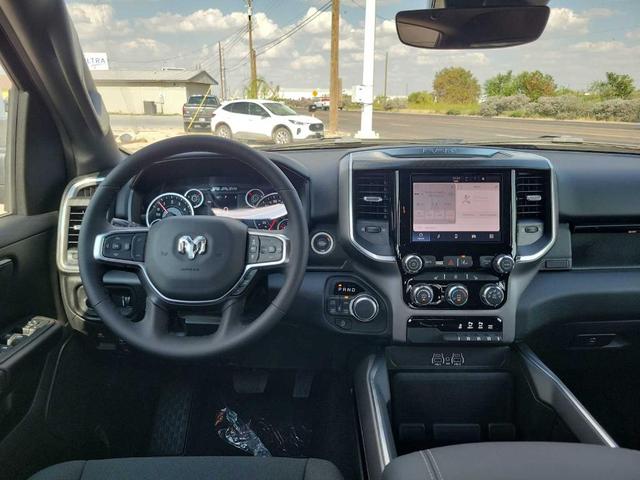 Photo of 2025 Diamond Black RAM 1500