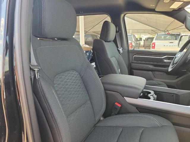 Photo of 2025 Diamond Black RAM 1500