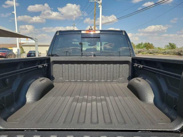 Photo of 2025 Diamond Black RAM 1500