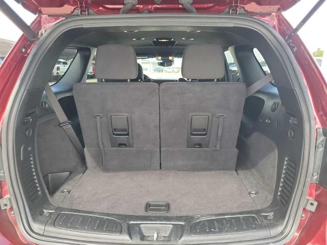 Photo of 2023 Octane Red Pearlcoat Dodge Durango