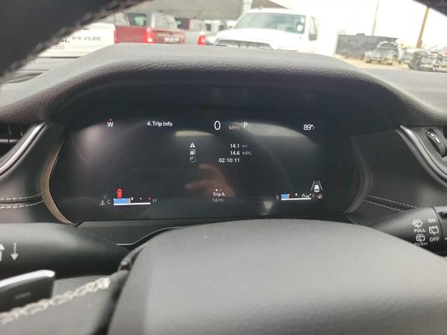 Photo of 2025 Metallic Jeep Grand Cherokee L