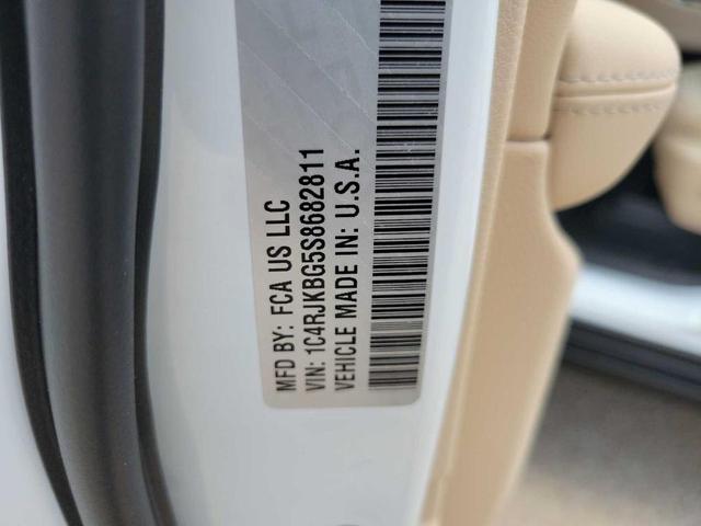 Photo of 2025 Bright White Clearcoat Jeep Grand Cherokee L