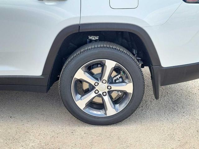 Photo of 2025 Bright White Clearcoat Jeep Grand Cherokee L