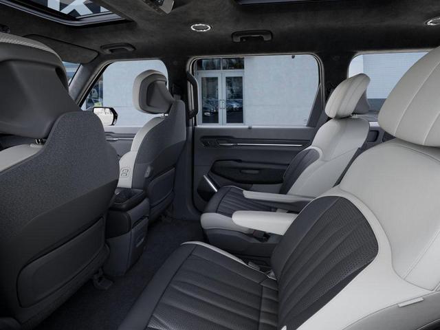 Photo of 2026 Ebony Kia EV9