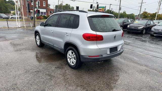 Photo of 2016 Reflex Silver Metallic Volkswagen Tiguan