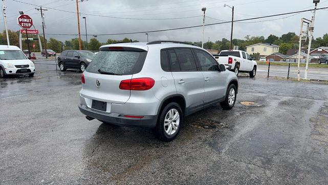 Photo of 2016 Reflex Silver Metallic Volkswagen Tiguan