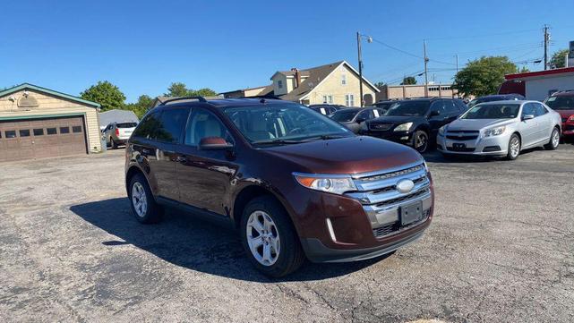 Photo of 2012 Burgundy Ford Edge