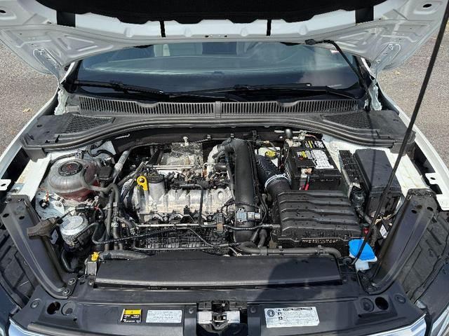 Photo of 2019 Pure White Volkswagen Jetta