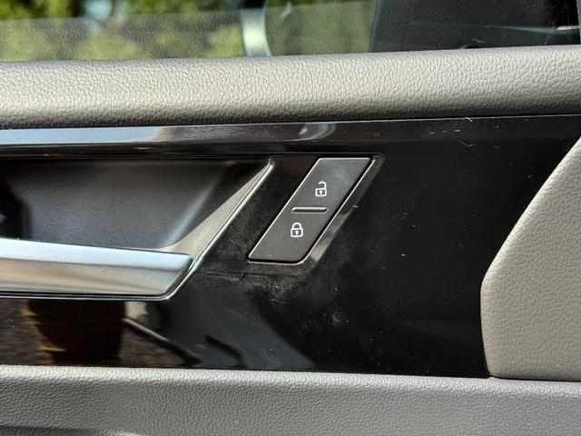 Photo of 2019 Pure White Volkswagen Jetta