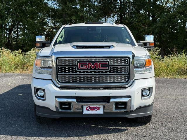 Photo of 2019 White Frost Tri-Coat GMC Sierra 2500