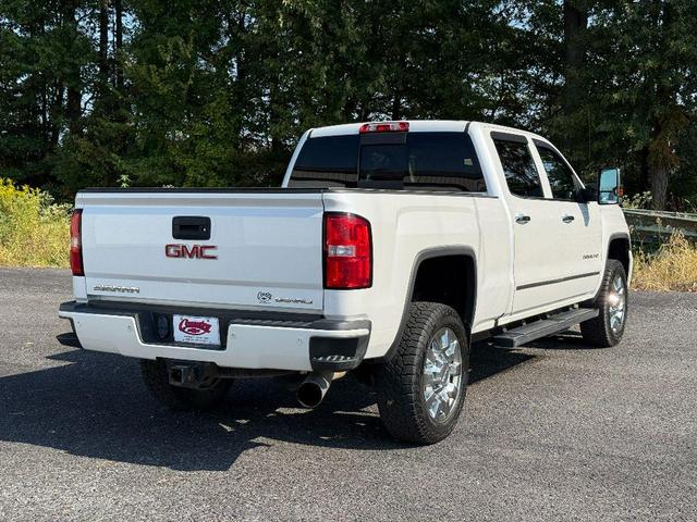 Photo of 2019 White Frost Tri-Coat GMC Sierra 2500