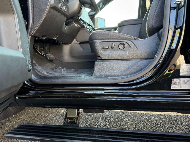 Photo of 2025 Black GMC Sierra 2500