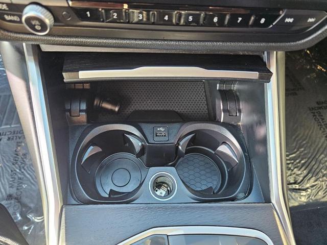 Photo of 2021 Jet Black BMW 330e