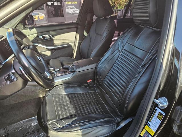 Photo of 2021 Jet Black BMW 330e