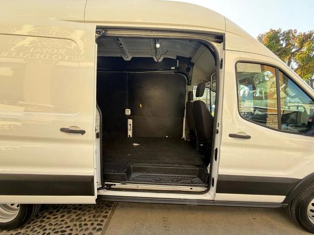 Photo of 2020 Oxford White Ford Transit-350