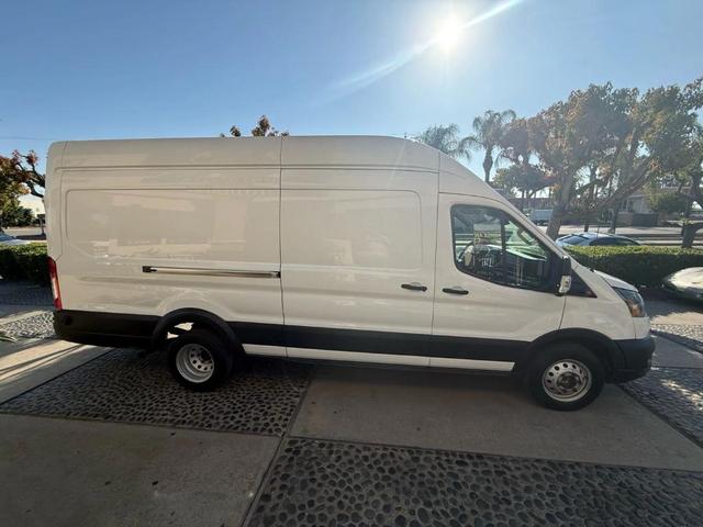 Photo of 2020 Oxford White Ford Transit-350
