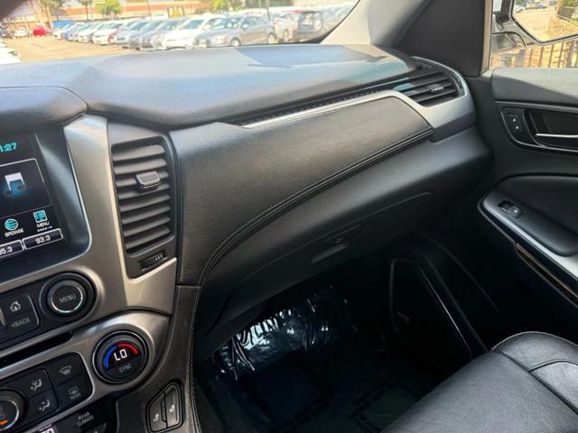 Photo of 2018 Silver Ice Metallic Chevrolet Suburban