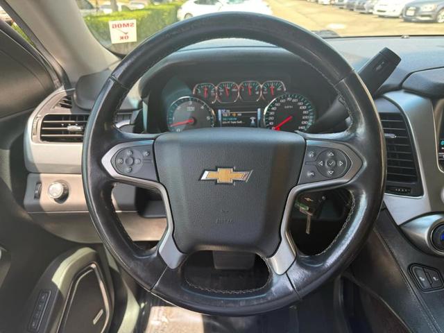 Photo of 2018 Silver Ice Metallic Chevrolet Suburban