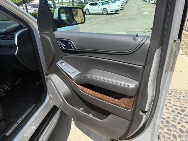 Photo of 2018 Silver Ice Metallic Chevrolet Suburban