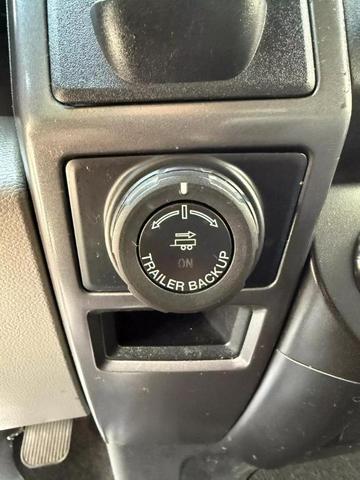 Photo of 2017 Oxford White Ford F-150
