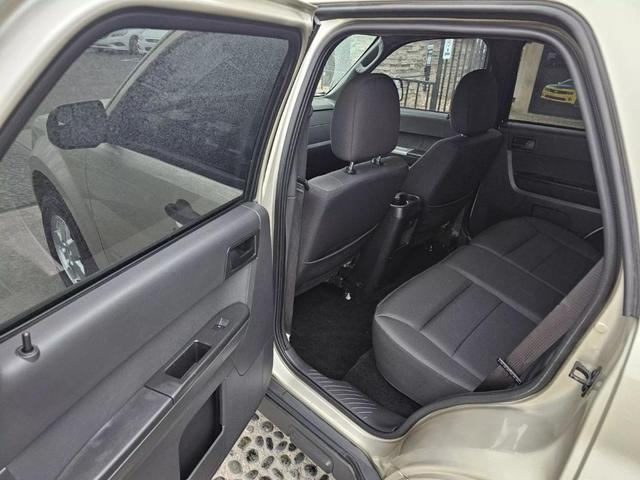 Photo of 2012 Gold Leaf Metallic Ford Escape