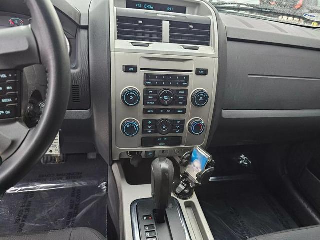 Photo of 2012 Gold Leaf Metallic Ford Escape