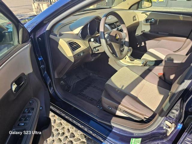 Photo of 2010 Imperial Blue Metallic Chevrolet Malibu